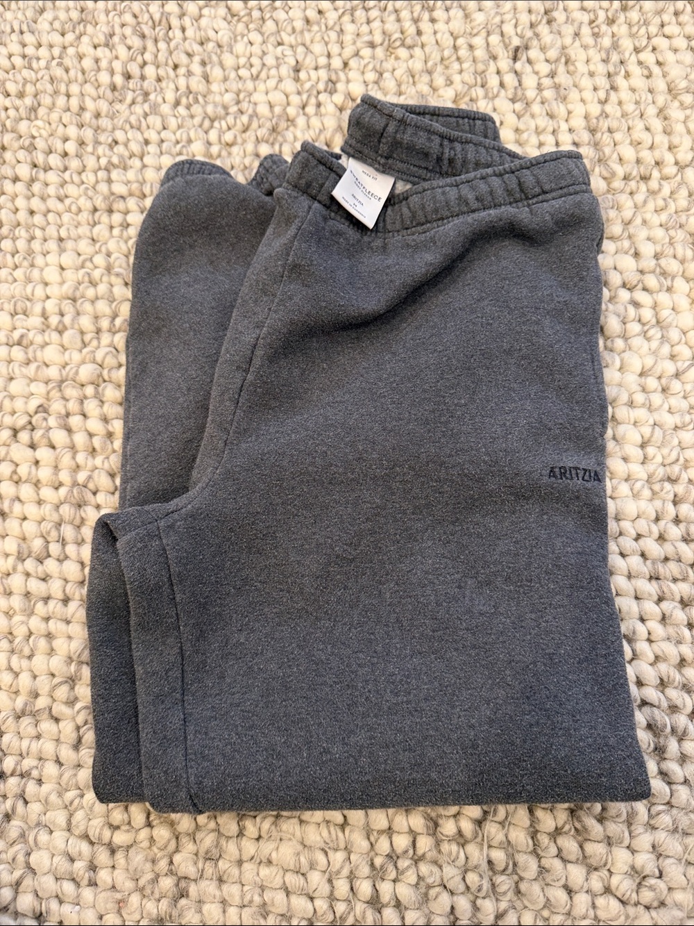 Aritzia Cozy Fleece Joggers Size M